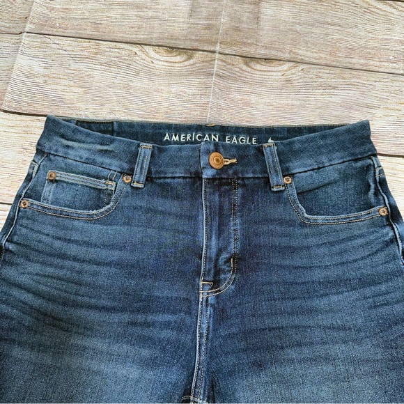 NWT American Eagle Outfitters Blue Jean Shorts Curvy Midi Size 8 - Picture 8 of 14